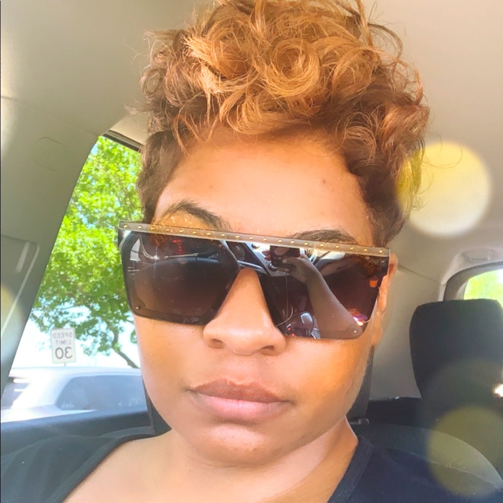 Vintage style sunglasses